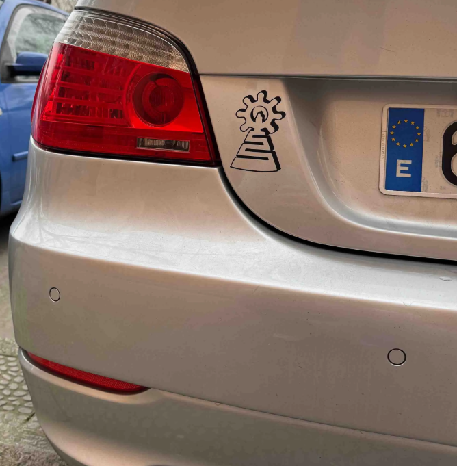 Pegatina Pipola para coche
